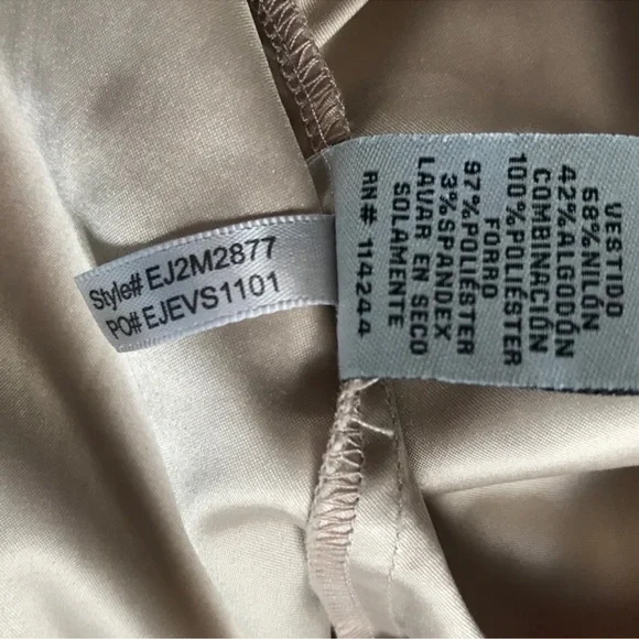 NWOT Eliza J Navy Lace Dress with Pleated Skirt Size 6 - Picture 7 of 8